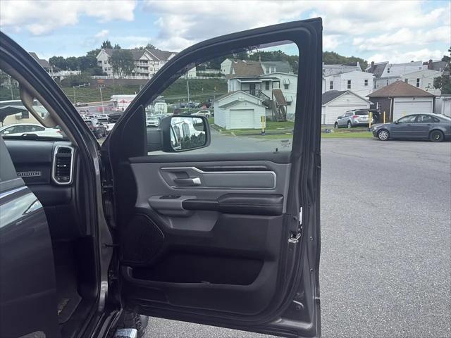 2020 Ram 1500 Big Horn Quad Cab 4x4 64 Box