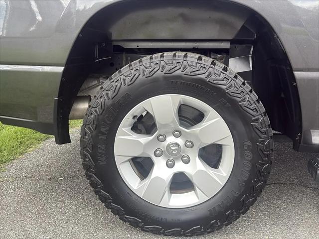 2020 Ram 1500 Big Horn Quad Cab 4x4 64 Box