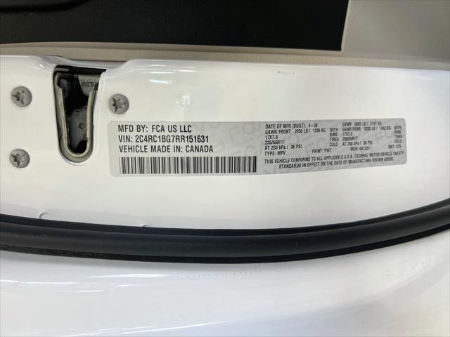 2024 Chrysler Pacifica Touring L
