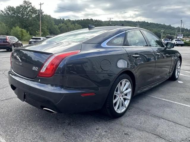 2016 Jaguar XJ R-Sport