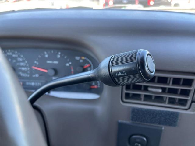 2004 Ford F-350 XL  XLT  Lariat  LARIAT