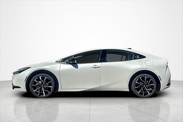 2027 Toyota Prius Plug-In XSE