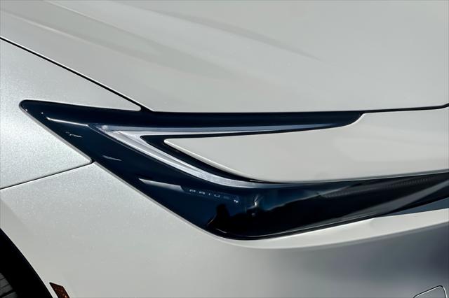 2027 Toyota Prius Plug-In XSE