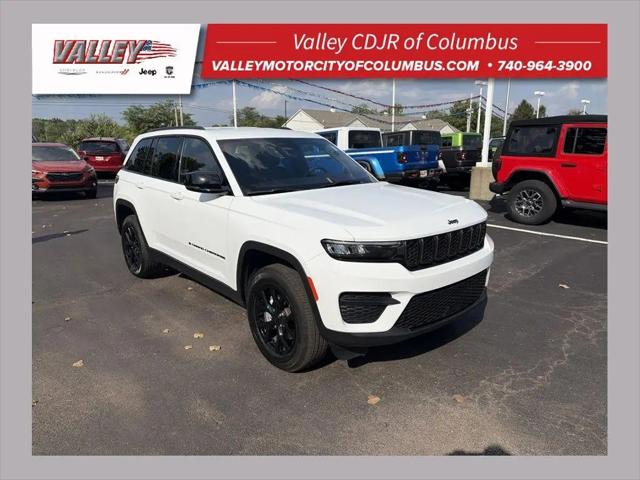 2025 Jeep Grand Cherokee Altitude 4x4 for sale in Pataskala, OH