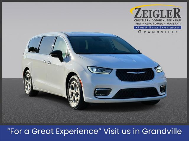 2024 Chrysler Pacifica Limited for sale in Grandville, MI