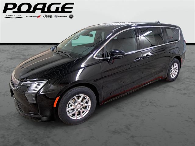 2027 Chrysler Pacifica Select for sale in Hannibal, MO