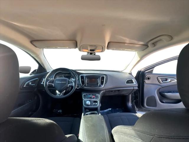 2016 Chrysler 200 Limited Platinum