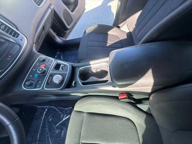 2016 Chrysler 200 Limited Platinum