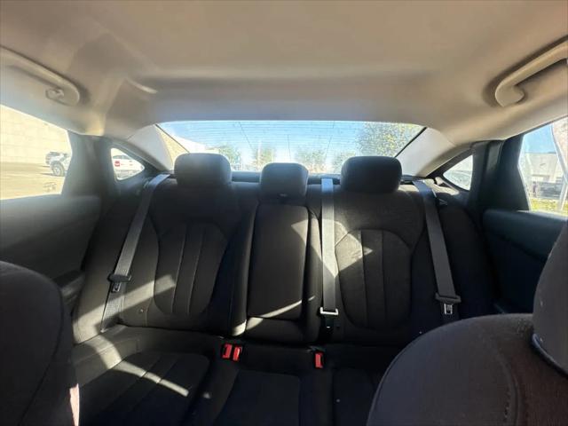 2016 Chrysler 200 Limited Platinum