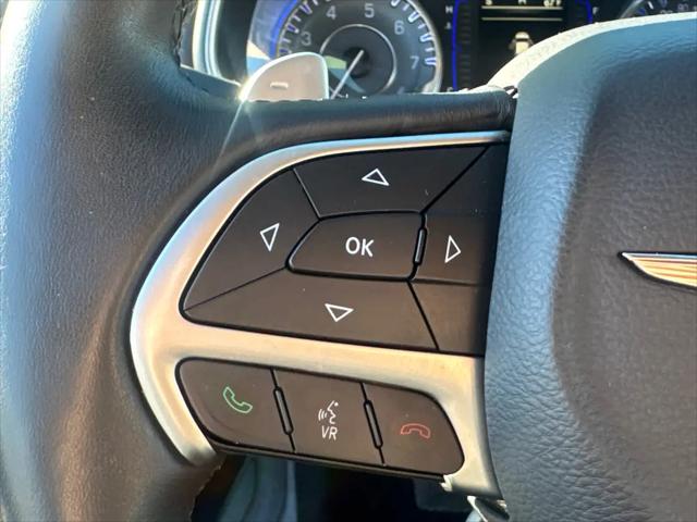 2016 Chrysler 200 Limited Platinum