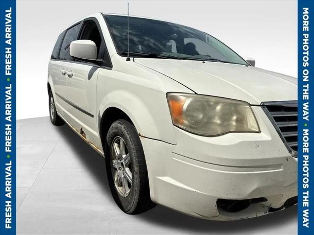 2010 Chrysler Town & Country Touring for sale in Cedar Rapids, IA