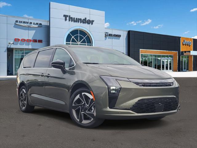 2027 Chrysler Pacifica Limited for sale in Bartow, FL