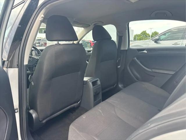 2015 Volkswagen Jetta 2.0L S
