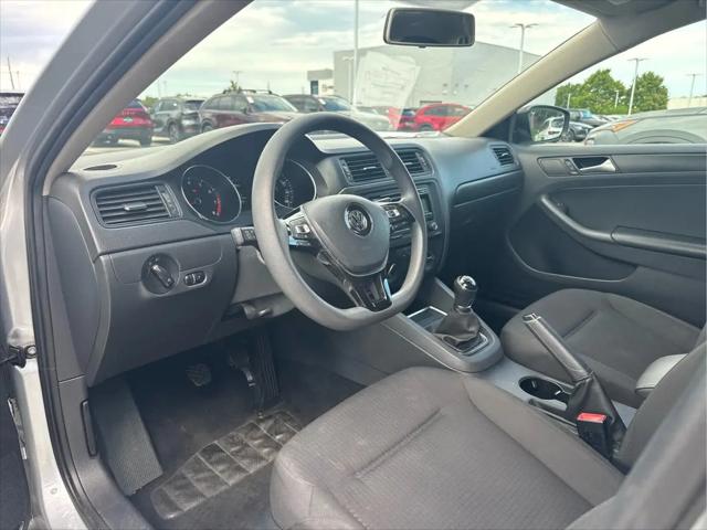 2015 Volkswagen Jetta 2.0L S
