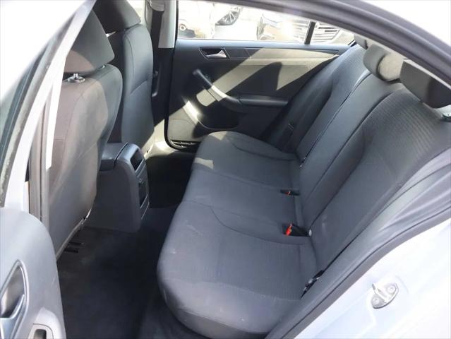 2015 Volkswagen Jetta 2.0L S