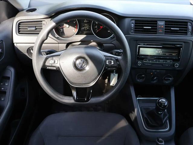 2015 Volkswagen Jetta 2.0L S