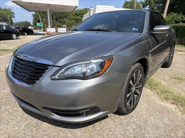 2011 Chrysler 200 S for sale in Suffolk, VA