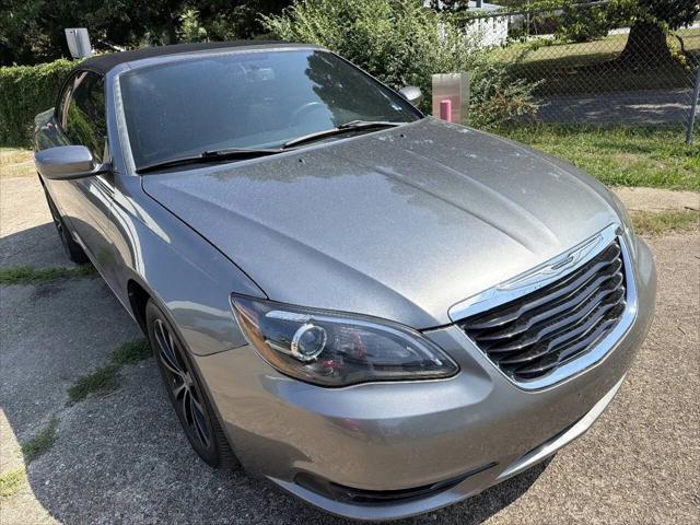 2011 Chrysler 200 S