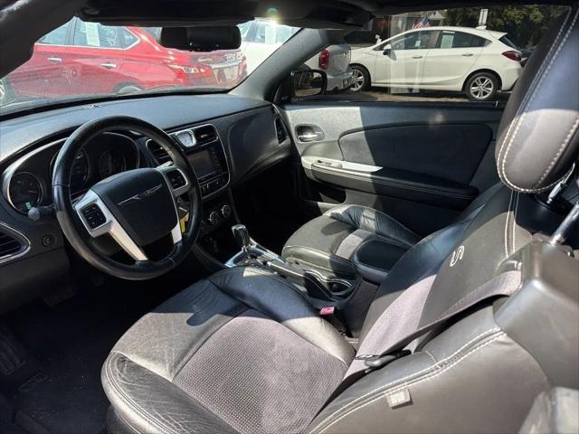 2011 Chrysler 200 S