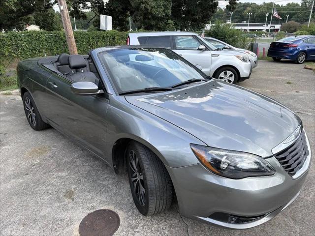 2011 Chrysler 200 S