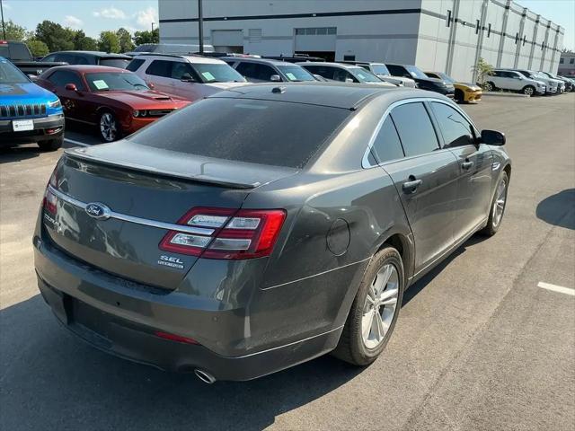 2017 Ford Taurus SEL