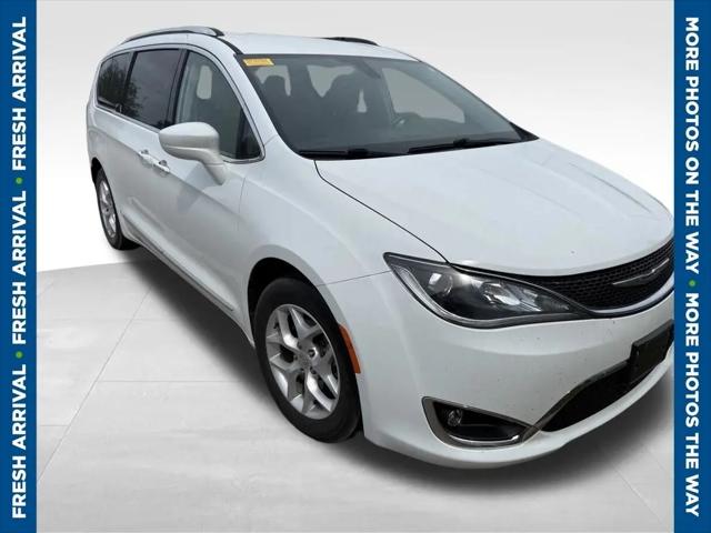 2018 Chrysler Pacifica Touring L Plus for sale in Hiawatha, IA