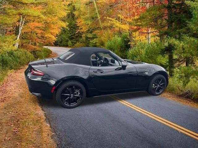 2024 Mazda MX-5 Sport