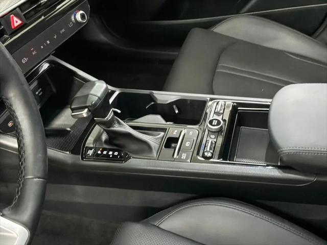 2025 Kia K5 EX