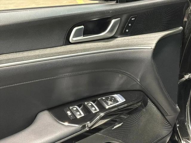 2025 Kia K5 EX