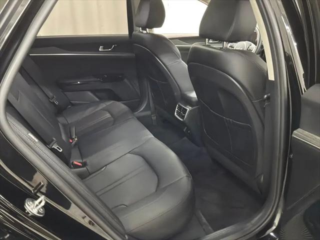 2025 Kia K5 EX