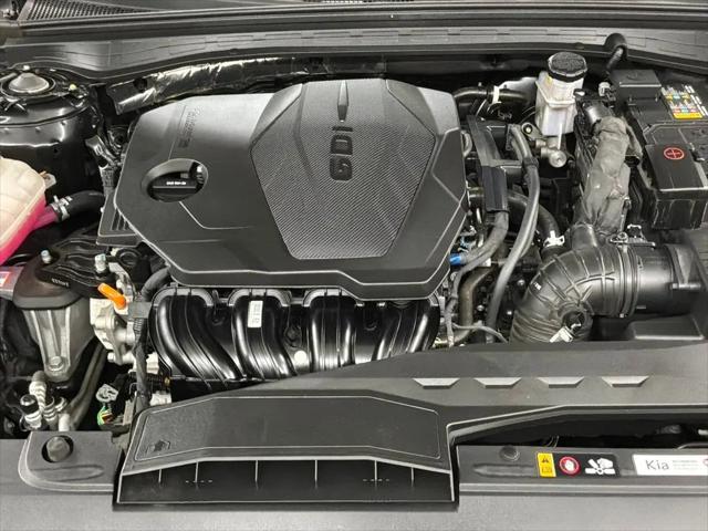 2025 Kia K5 EX