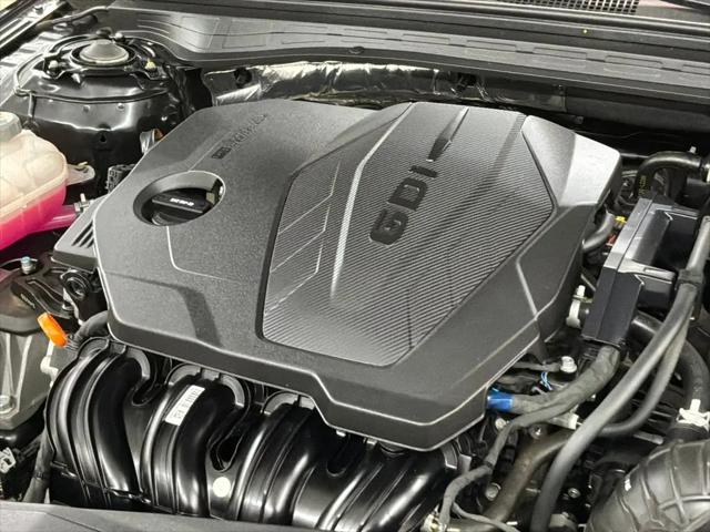 2025 Kia K5 EX