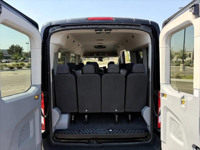2017 Ford Transit XLT