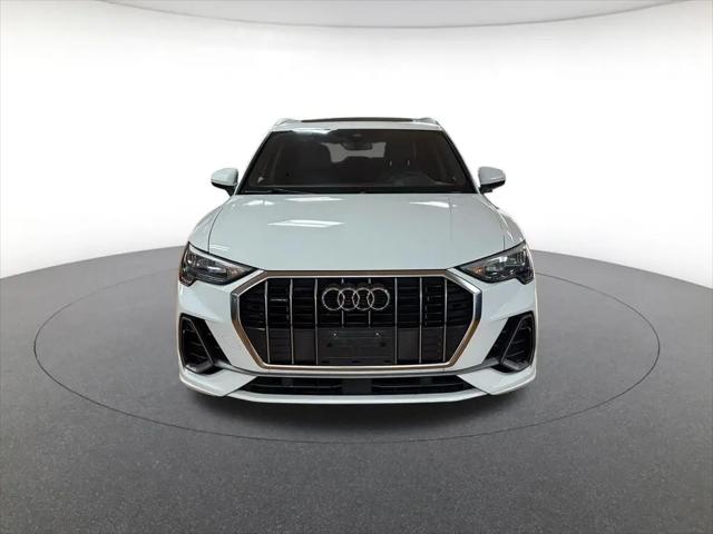 2021 Audi Q3 S line Premium