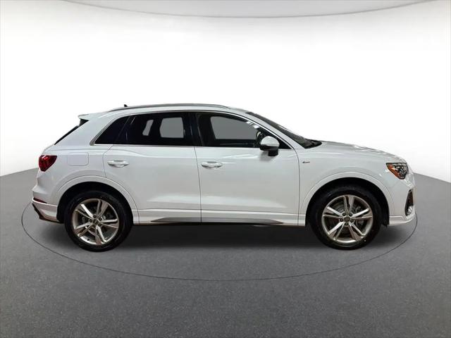 2021 Audi Q3 S line Premium