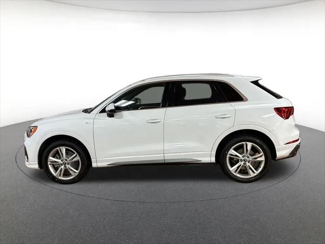 2021 Audi Q3 S line Premium