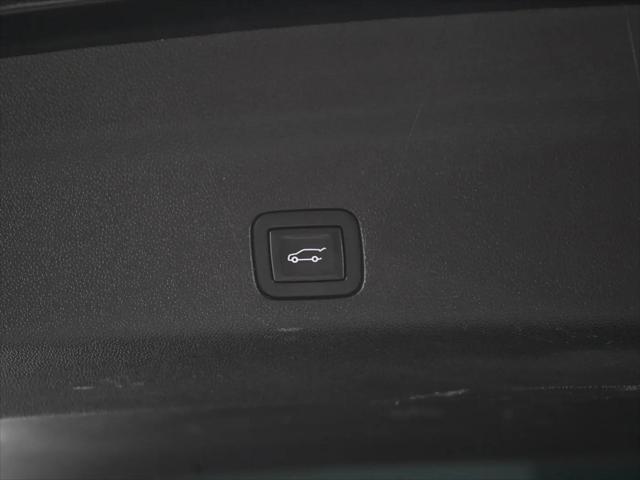 2023 GMC Yukon 4WD Denali