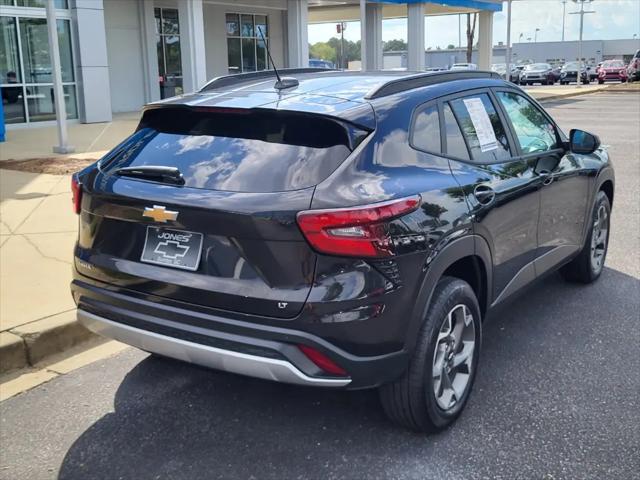 2025 Chevrolet Trax FWD LT