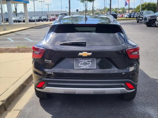 2025 Chevrolet Trax FWD LT