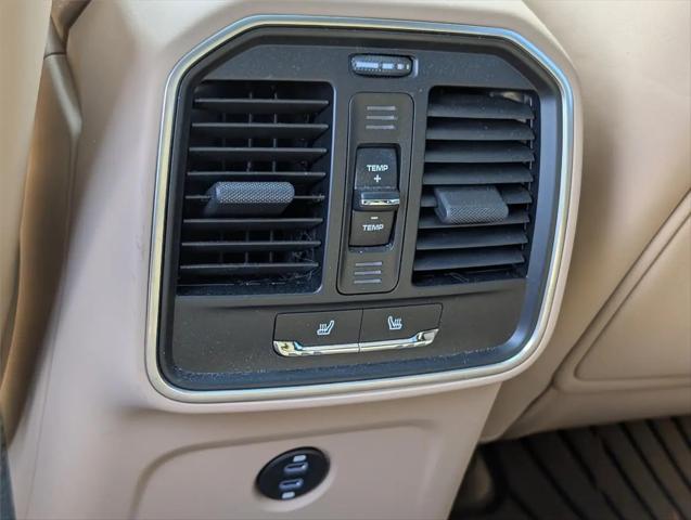 2024 Porsche Macan Macan