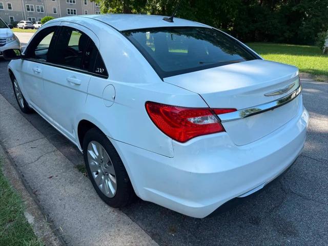 2012 Chrysler 200 LX