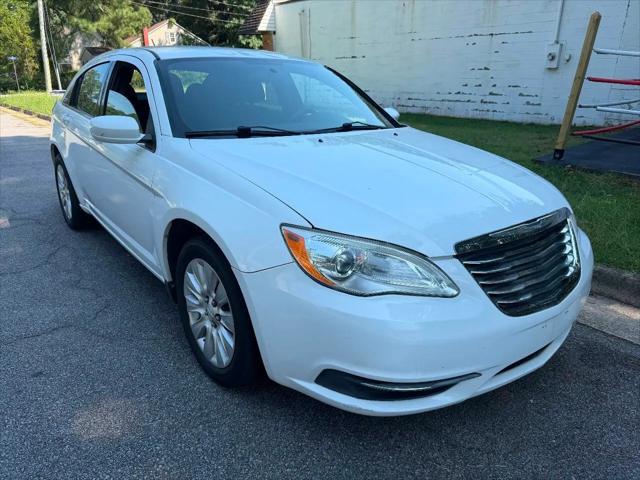2012 Chrysler 200 LX