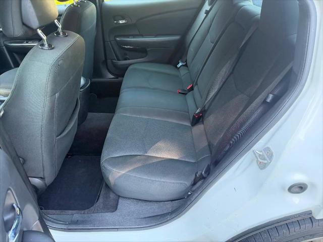 2012 Chrysler 200 LX