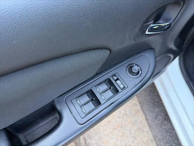 2012 Chrysler 200 LX