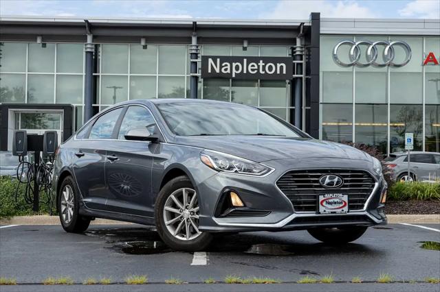 2018 Hyundai Sonata SE for sale in Loves Park, IL