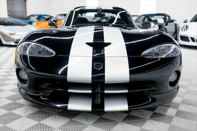 2000 Dodge Viper GTS