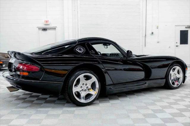 2000 Dodge Viper GTS