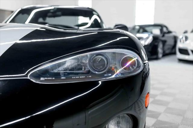 2000 Dodge Viper GTS