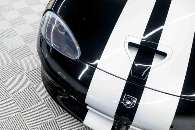 2000 Dodge Viper GTS