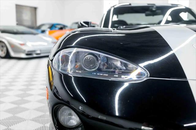 2000 Dodge Viper GTS